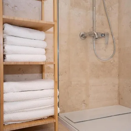 Ospitalier Iosefin - Heritage, 2 Bedrooms, Free Parking * Timişoara
